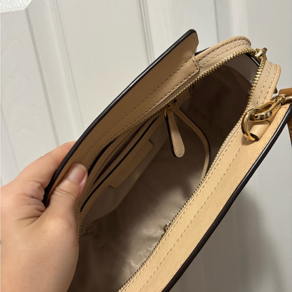 Michael Kors Tan and Cream Crossbody Bag - Picture 6 of 8